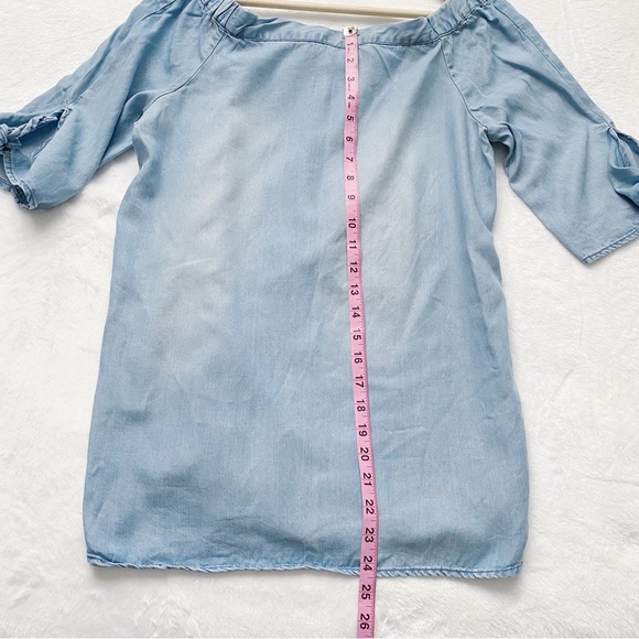 Off Shoulder Tied Sleeve Chambray Top - Picture 3 of 10